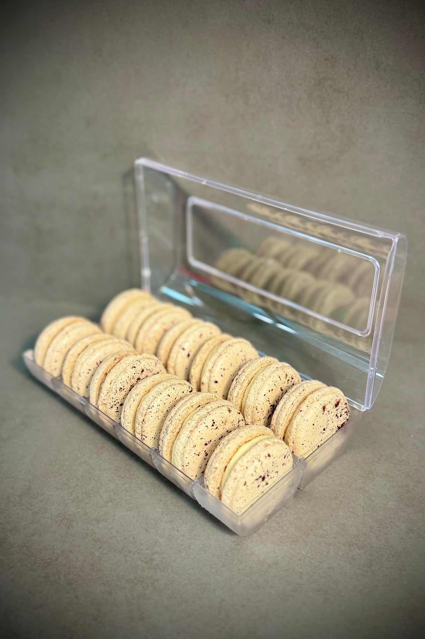Caja Macarons Tiramisú